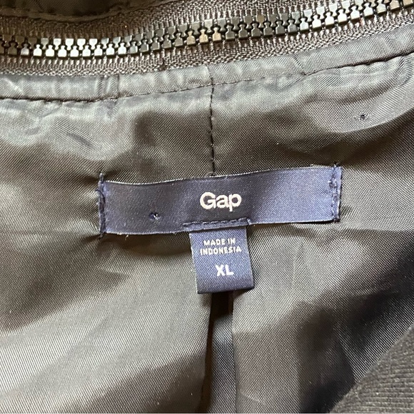 Gap Black Jacket - Picture 3 of 4